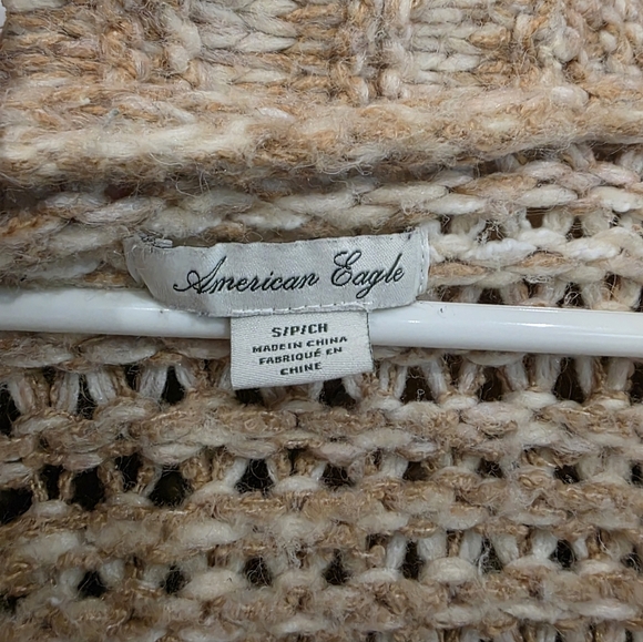 American Eagle Chunky Oversized Knit Cardigan Size Small - Picture 2 of 4